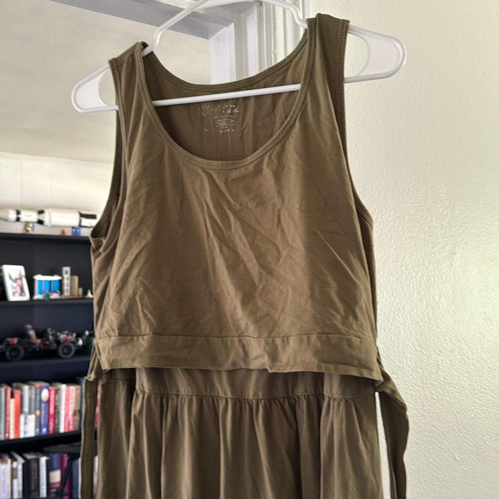 Latched mana nursing dress size large